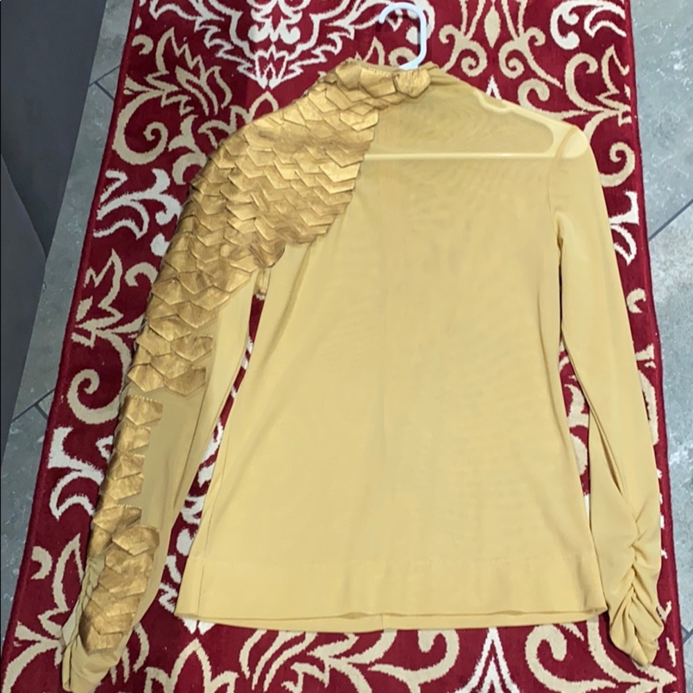 blouse